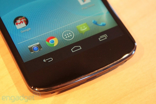 小米2杀手 四核强机Nexus 4真机抢先赏