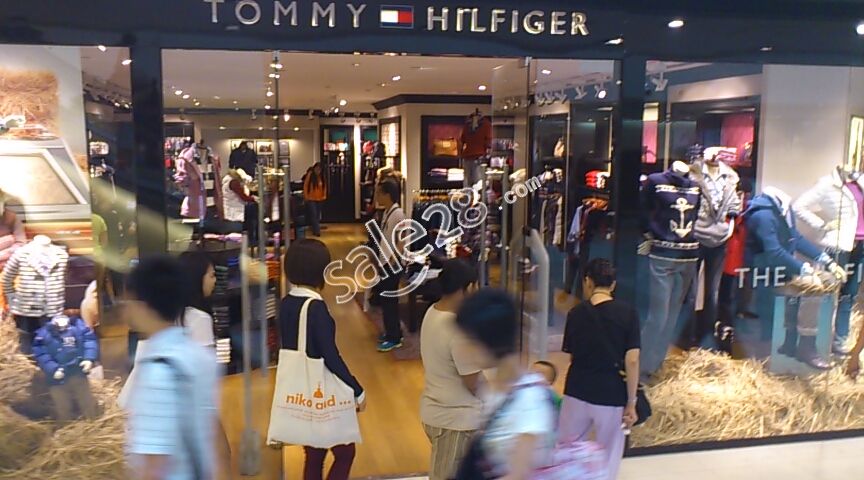 Tommy Hilfiger服饰香港店减价