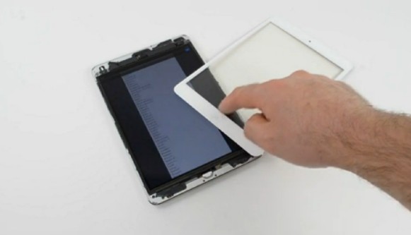 iPad mini完全拆解 512MB RAM 上