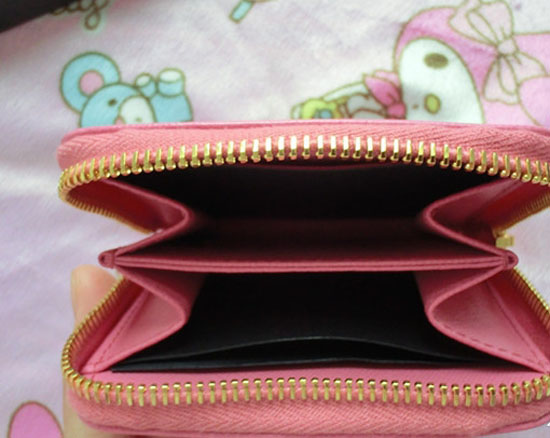 香港购物 收巴黎世家玫瑰红机车包+prada零钱包+TIFFANY对戒