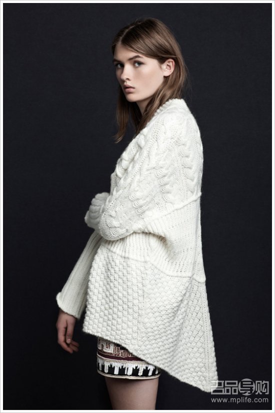 香港时尚购物：ZARA2012秋冬新款主打军装风