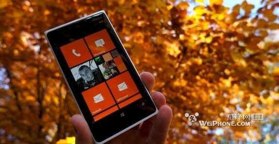 诺基亚：Lumia 920的屏幕是最快的