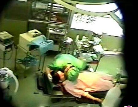 香港男医生值班时性骚扰3女护士 被判入狱16周