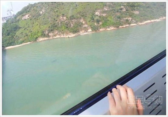 香港昂坪水晶缆车+大澳游记