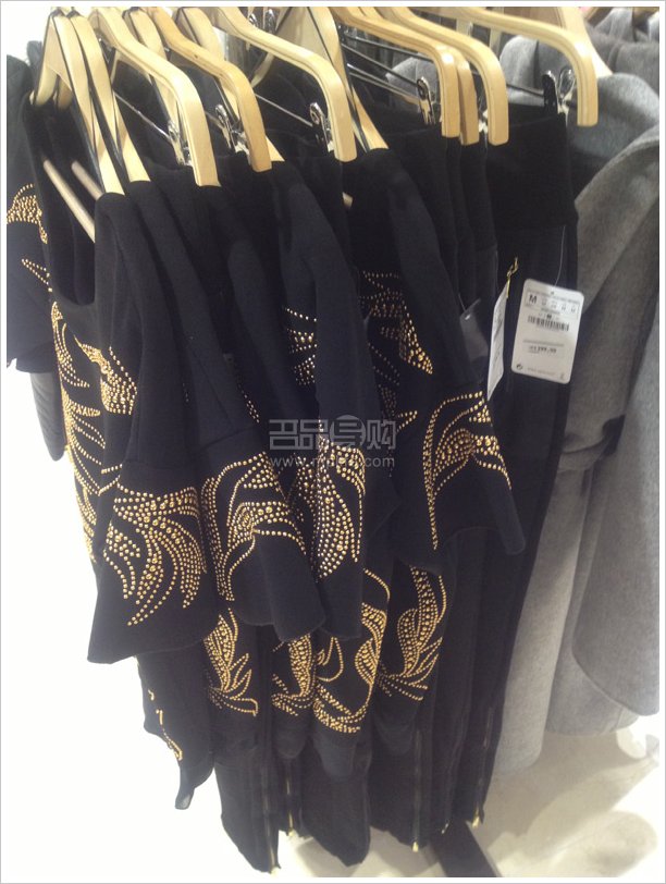 实拍香港机场ZARA新款PK内地