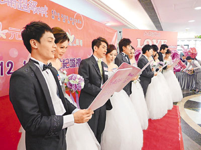 香港商场5尺情书写绵绵情话