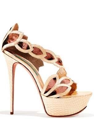 魔幻之美 后麦昆时代的绝美高跟鞋