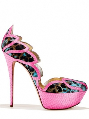 魔幻之美 后麦昆时代的绝美高跟鞋