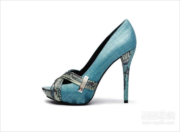 香港时尚:Pierre Balmain 2013春夏配饰系列摩登黑白复兴