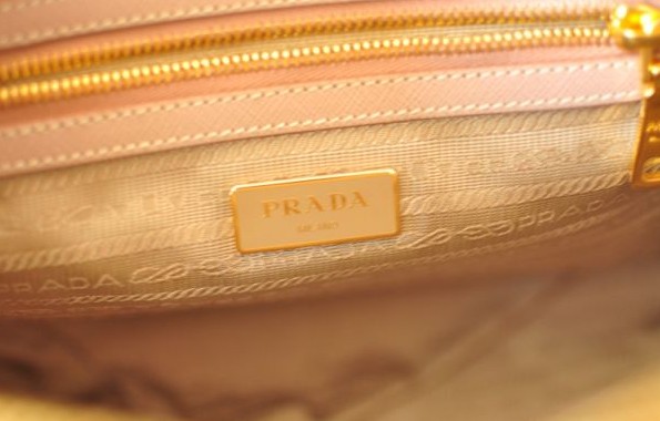 晒晒最近香港收的美包 Prada裸粉波士顿、MK紫色大包