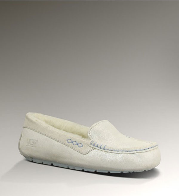 香港时尚：新娘至上！UGG推出「I Do Wedding Collection」新系列