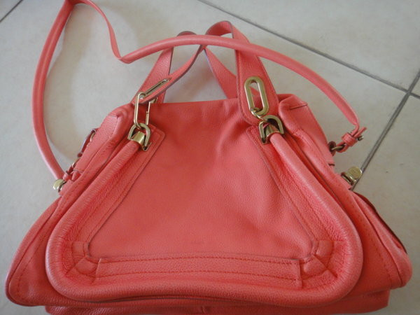 一个人香港血拼,败PRADA,CHANEL,CHLOE等