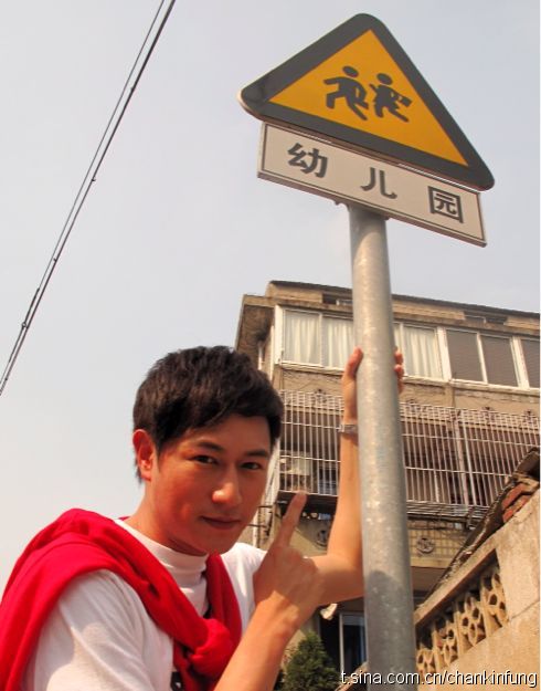 图集:<em>TVB女星</em>男星罕见<em>素颜照</em>爆光看谁素得美