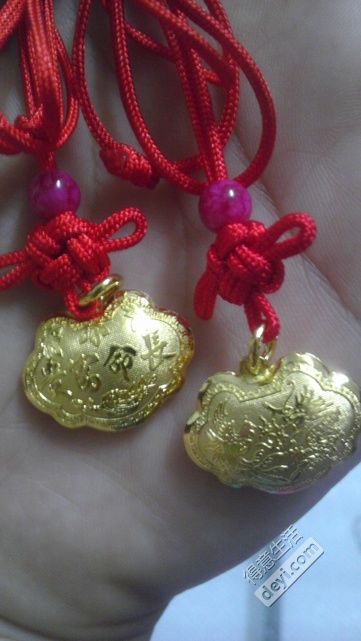 金价又跌了,香港周生生入手的金饰,亮瞎双眼啊!