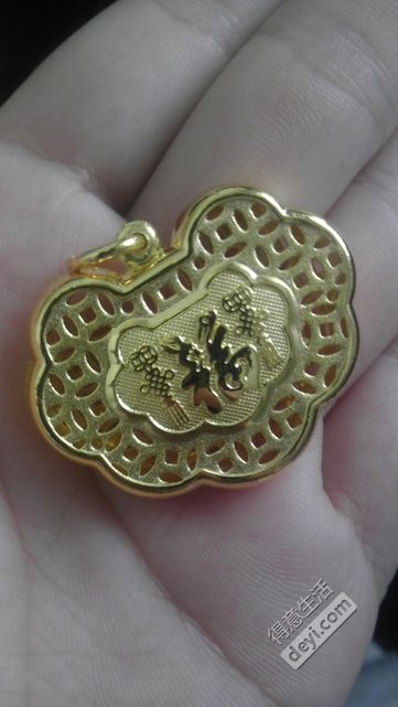 金价又跌了,香港周生生入手的金饰,亮瞎双眼啊!