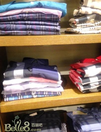 香港败得不到900元的BURBERRY POLO衫