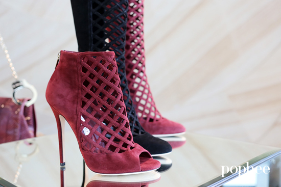 香港购物新品:Jimmy Choo 2013秋冬尖细鞋预览