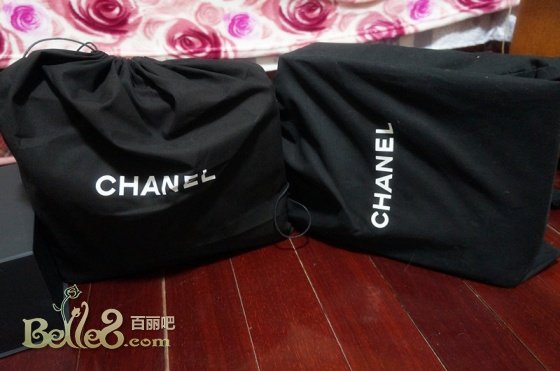 香港晒货:两只CHANEL包+巴黎世家包