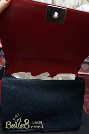 香港晒货:两只CHANEL包+巴黎世家包