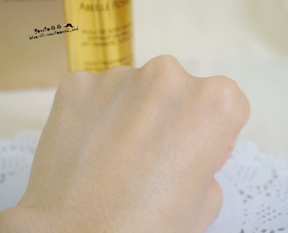 香港购物精选:轻熟龄V脸神器 实测GUERLAIN (娇兰)帝皇蜂姿黄金复原蜜