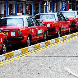 香港旅行攻略：在HK乘坐计程车要留意什么？看新版《香港的士服务指南》