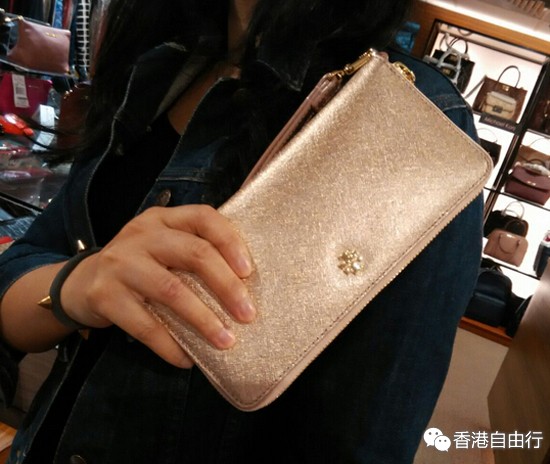 香港打折季必败Outlet折扣店推荐!实拍MK、Coach、Gucci、Burberry、BV等大牌全场低至3折!!!