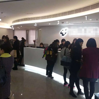 内地女性现赴港打HPV疫苗热潮　媒体：需防风险