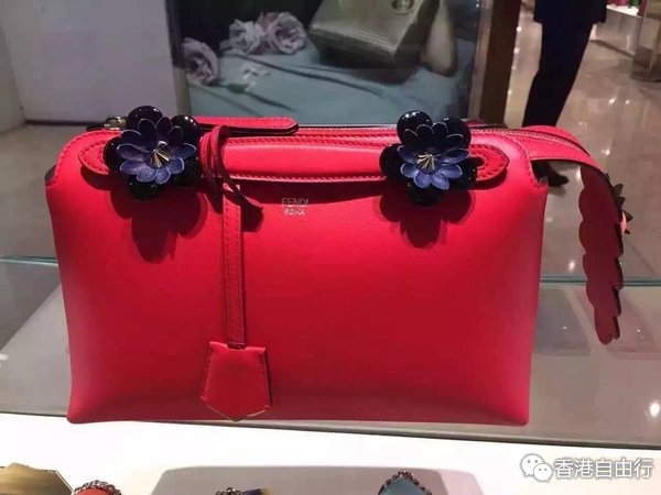 香港晒货:HK实拍valentino鞋、Fendi包包、Alexander McQueen围巾、jimmy choo鞋、acne
