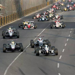 第63届澳门格兰披治大赛车正式拉开帷幕