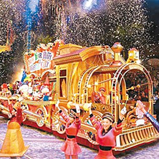 香港花车巡演春节炫丽登场