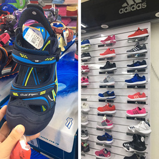 台湾扫货实拍来一发 ADIDAS等运动鞋、凉鞋才790台币