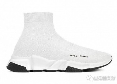 香港时尚:Balenciaga巴黎世家袜子鞋推出新配