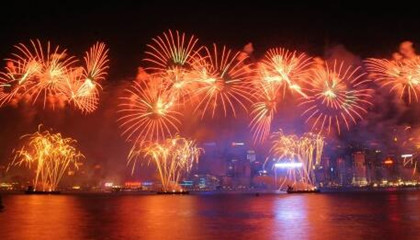 国庆节香港将燃放31888枚烟花 历时逾23分钟
