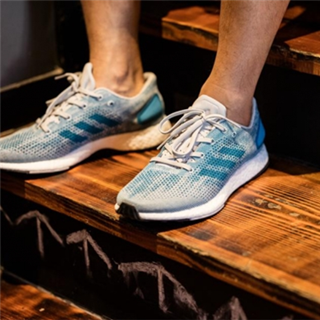香港时尚：adidas PureBOOST DPR 瞩目登场，助力你跑翻街头！