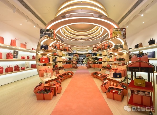 香港购物:人气手袋品牌Paprika进驻HK海港城