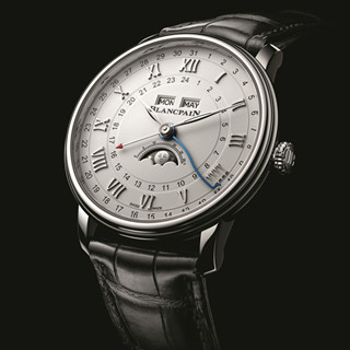 香港时尚：宝珀全新演绎Villeret经典系列两地时全历月相腕表