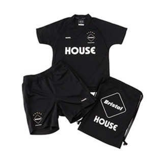 香港时尚：F.C.R.B. 打造 “IN THE HOUSE” 童装胶囊系列