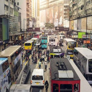 香港交通：立体交通网络串起多样出行选择