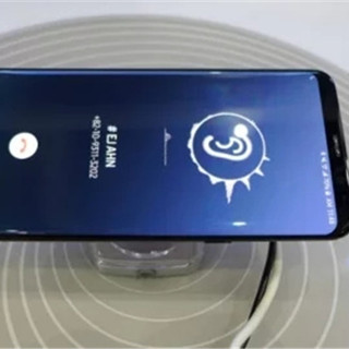 新技术令屏占比更进一步？！Samsung展示屏幕发声技术，Galaxy S10有望采用