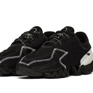 香港时尚：Y-3 全新鞋款 Ekika 黑白配色上架