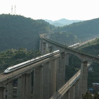 香港高铁西九龙站下月开放日 2万张入场券两小时派完