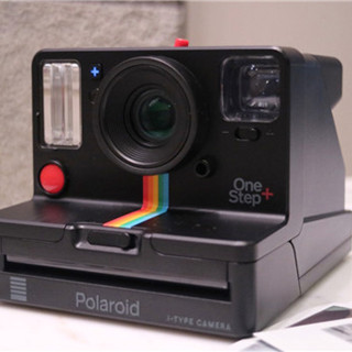 香港购物：宝丽来推出可以遥控自拍的拍立得相机 OneStep+