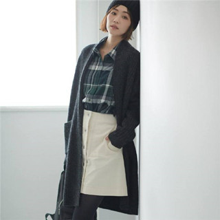 香港时尚：优衣库新推出时尚流行针织大衣备受女性喜爱！