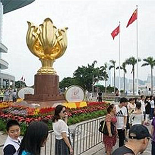 香港金紫荆广场将增旅游巴士停车位 疏导交通