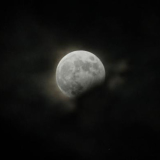 7月17日香港上空可观赏月偏食 错过需再等半年