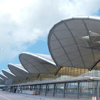 巧借5G东风打造科技特色 香港'智能机场'呼之欲出