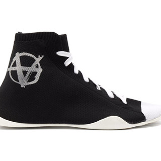 香港时尚：Vetements 发布两款全新 Logo 袜套鞋款