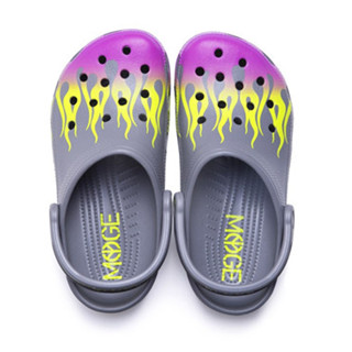 香港时尚：MYGE 携手 Crocs 打造全新联名「洞洞鞋」