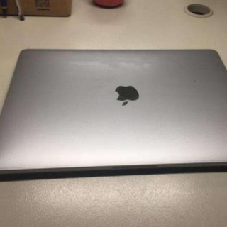 苹果13寸新MacBook Pro曝光：也用剪刀式键盘