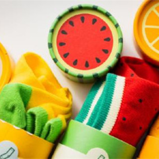 香港购物：英国品牌Luckies of London推出一系列吸晴又好穿的长袜！（附地址）